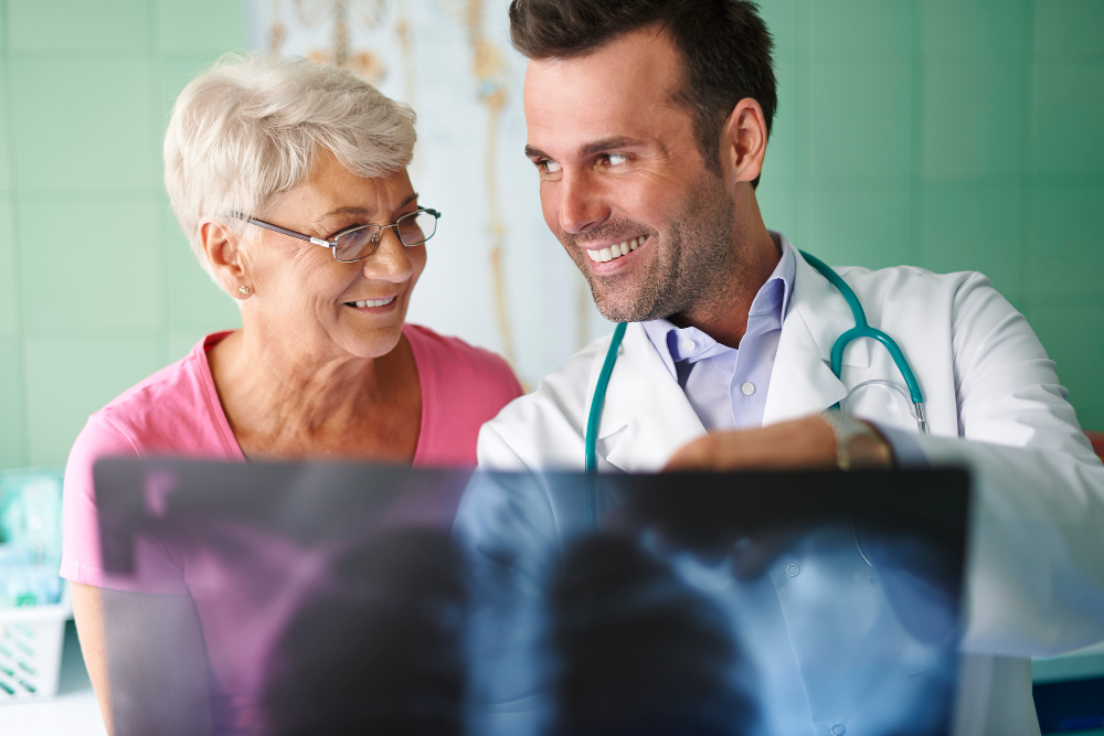 5 beneficios de conectar pacientes con radiólogos en línea